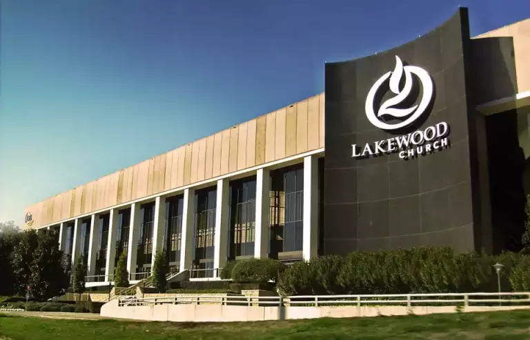 Vista externa da Lakewood Church